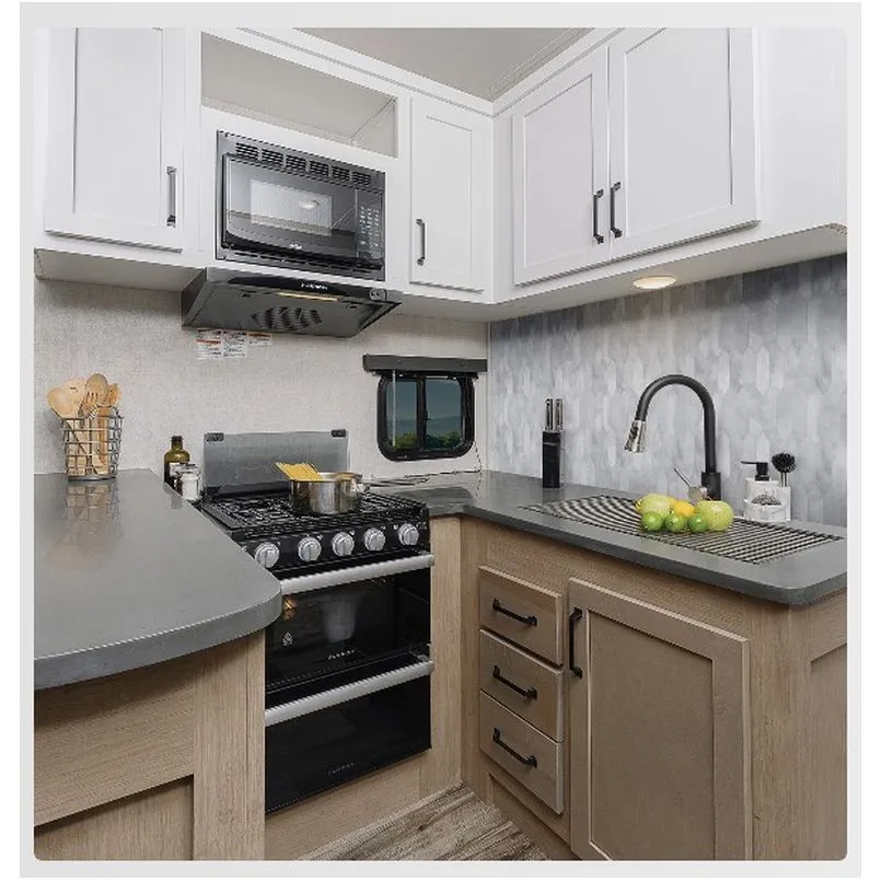 BACKSPLASH 18X24 -GREY MARBLE