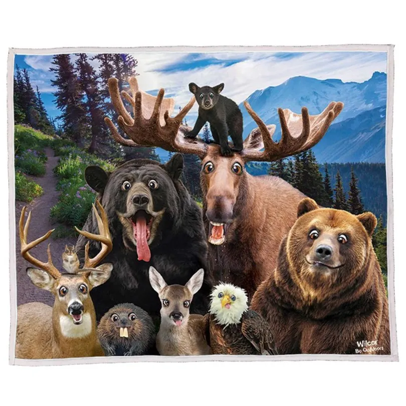 WILDLIFE SELFIE SHERPA BLANKET