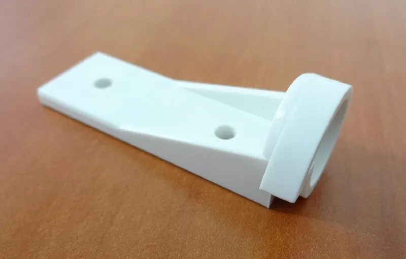 MOUNTING CLIP RH
