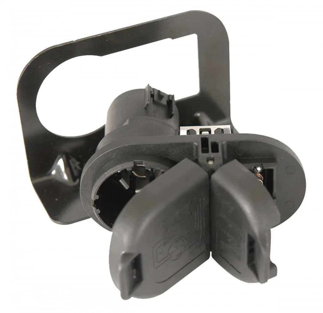 Multi Tow 7:4 Connector w/Brck